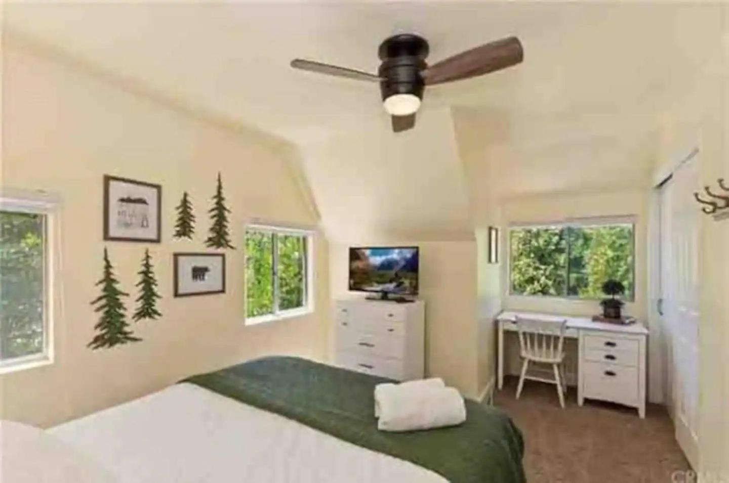 Walk 2 Village, Relax On Deck, Cool W/Ac! เลคแอร์โรว์เฮด ภายนอก รูปภาพ